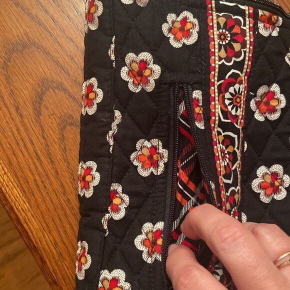 Vera Bradley bag like new black, red cream tan colors - Picture 10 of 12